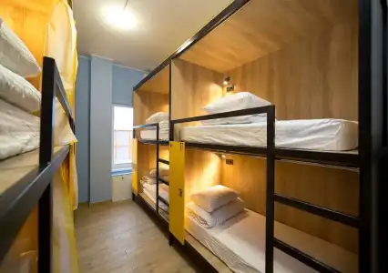 Bee Station - Hostel - 65