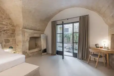 ARCO VECCHIO URBAN SUITE by EPOCA COLLECTION - 113