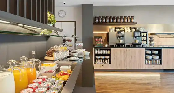 Newton Heilbronn - 31
