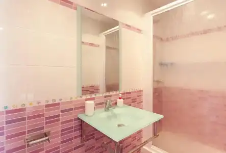 Hostal Abril - 7