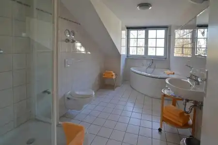 Gästehaus Villa Seraphinum - 7