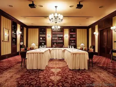 Marrol's Boutique - 16