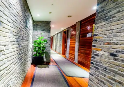 URBN Boutique Shanghai - 16