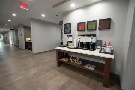 Hampton Inn & Suites Oklahoma City Airport - 23