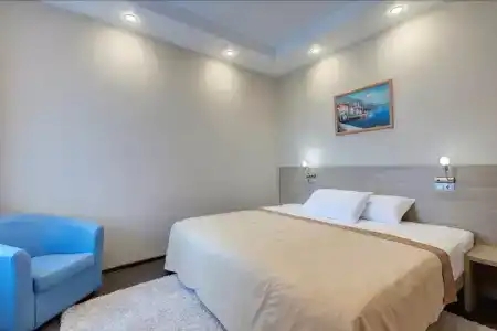 On Smirnovskaya, 25 - 3