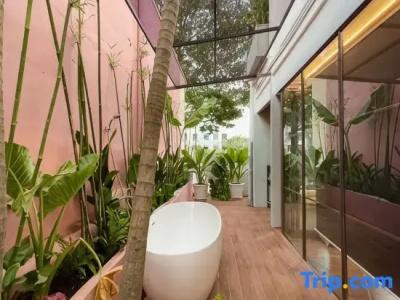Joi Boutique Bai Truoc - 200