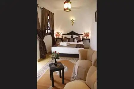 Riad Shaloma - 16