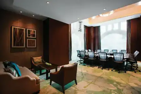 Hilton Garden Inn - 2