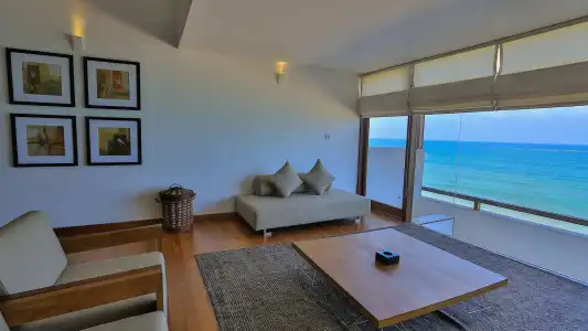 Pandanus Beach Resort & Spa Resort - 8