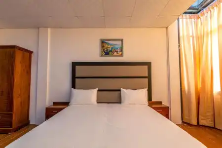 Metro Port City - 19