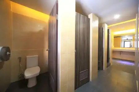 Tuk Tuk Hostel - 58