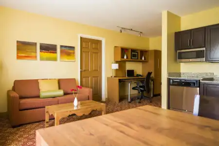 TownePlace Suites Tucson - 17