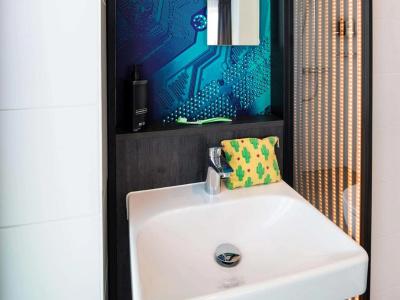 Ibis Styles Delft City Centre - 15