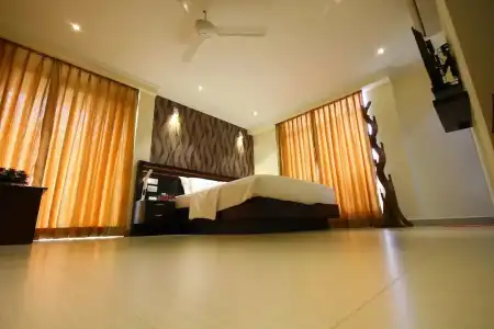 Splendid Holiday Guest House - 50