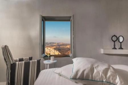 Mythical Blue Luxury Suites - 150