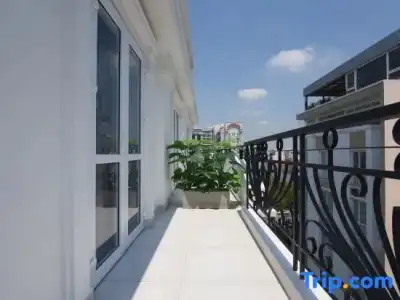 Hera - 116