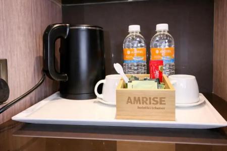Amrise Kitchener - 75