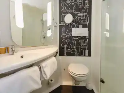 ibis Rennes Centre Gare Sud - 58