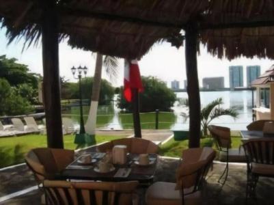 Grand Royal Lagoon - 18