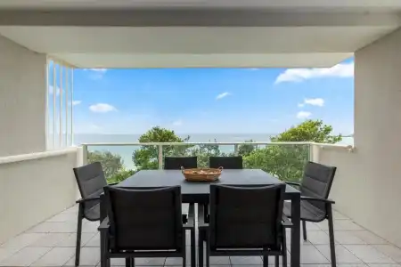 84 The Spit Holiday Apartments - 245