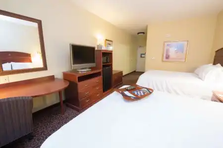 Hampton Inn Bismarck - 52