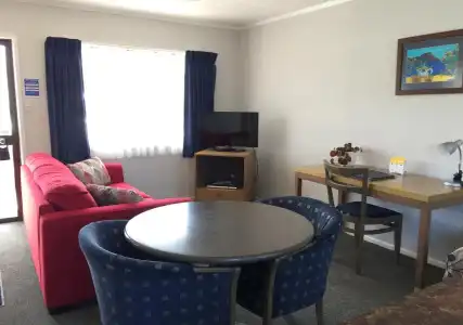 Cypress Court Motel - 4