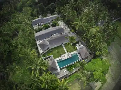 Santun Luxury Private Villa - 10