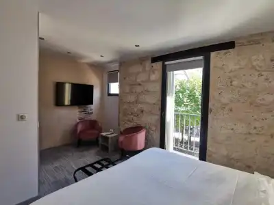 Hôtel de la Couronne - 82