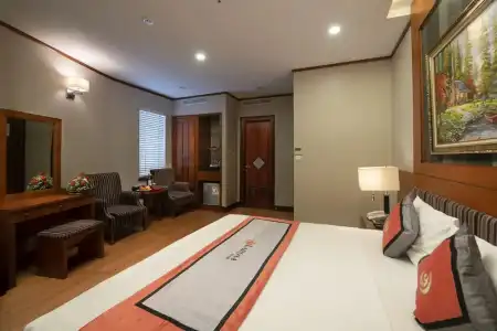 Hanoi Larosa - 68