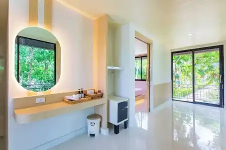 The Neenlawat Riverside Resort & Spa - 242