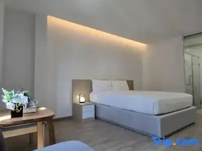 Michael Inn - 58