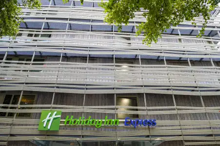 Holiday Inn Express PARIS - CANAL DE LA VILLETTE by IHG - 46