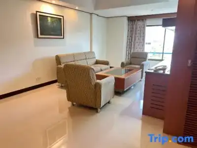The Camelot Pattaya - 49