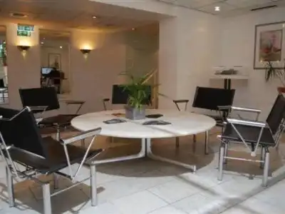 Days Inn by Wyndham Dortmund West - 4