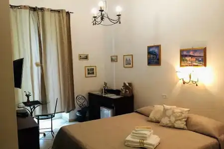 B&B Art Suite Principe Umberto - 5