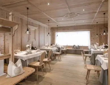 Stroblhof Active Family Spa Resort - 23