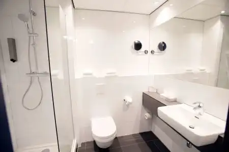 PLAZA Premium Almere - 8