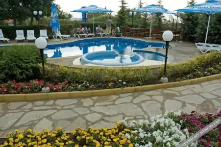 Royal Beach - 19