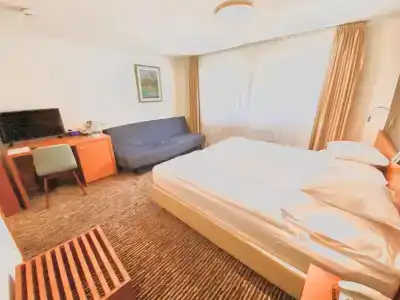 Hotel - 63