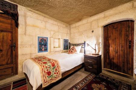 Tulip Cave Suites - 244