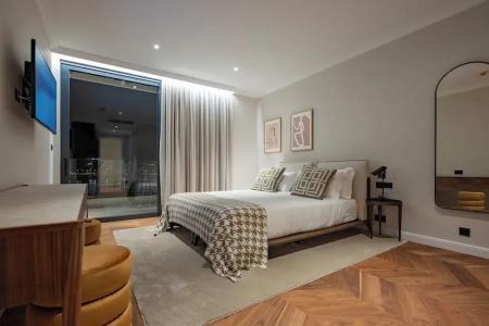 Brown Beach House & Spa - 11