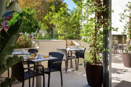 Best Western & SPA Coeur De Cassis - 25
