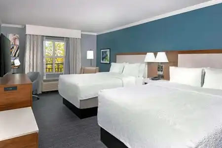Hampton Inn Savannah-Historic District - 45