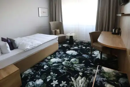 Best Western Windorf - 73