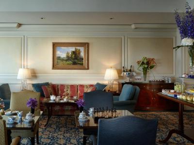 The Ritz-Carlton, Osaka - 10
