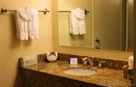 Governors Inn - 8