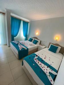 Yunus Oludeniz - 24