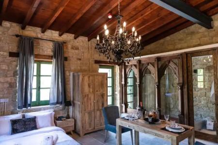 Oinou Strata - Adults Only - 47