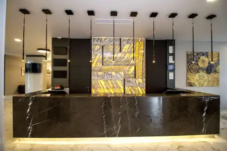 Best Western Plus Premium Inn - 15