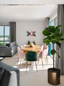 The Line Austin - 74